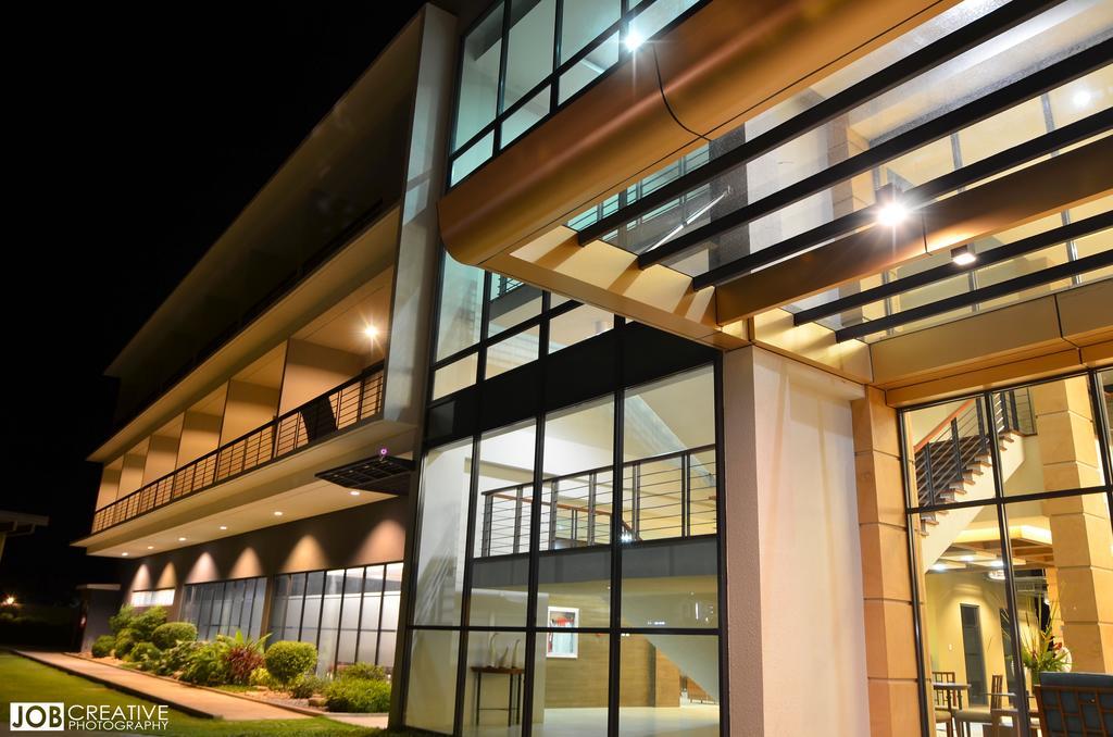 Rivermount Hotel And Resort Sarrat Exterior foto